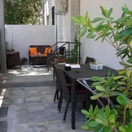 Apartment Neue In Mit Grosser Terrasse Vodice