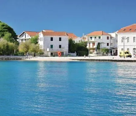 Apartment Neue In Mit Grosser Terrasse Vodice